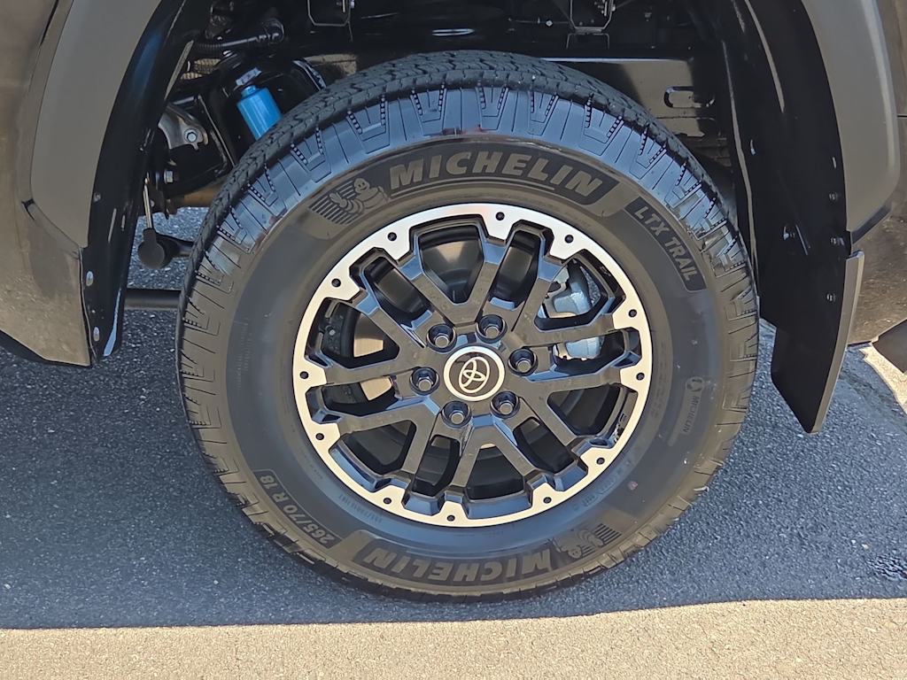 Thumbnail: 2023 Toyota Tundra - 8