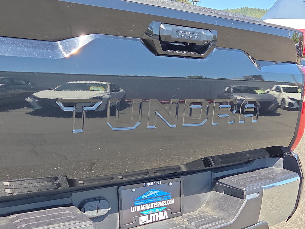 Thumbnail: 2023 Toyota Tundra - 7