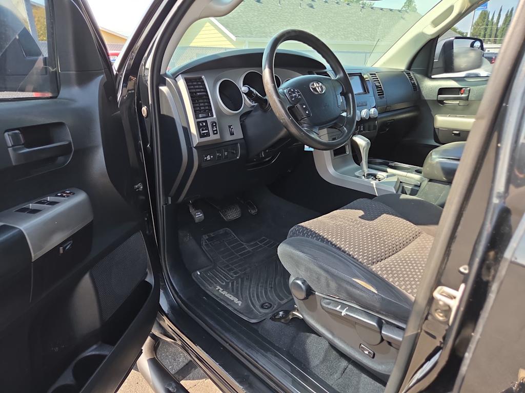 Thumbnail: 2013 Toyota Tundra - 22