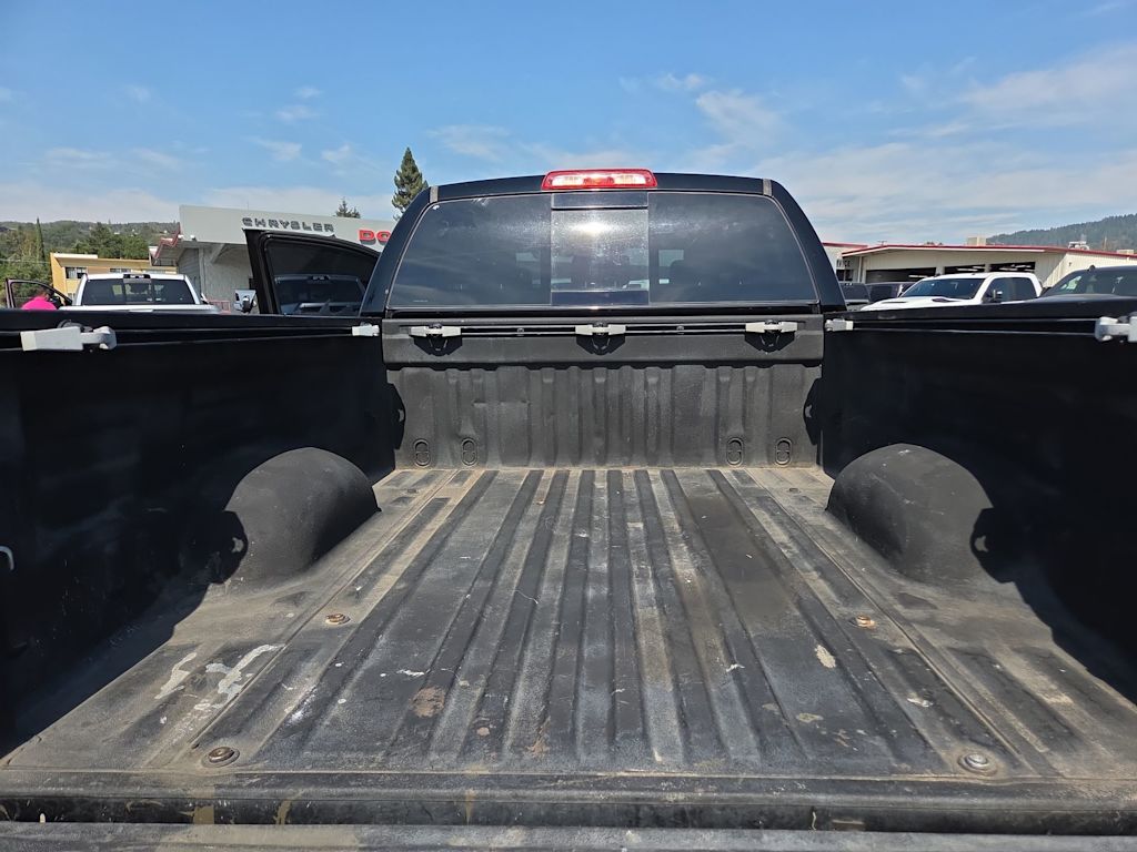 Thumbnail: 2013 Toyota Tundra - 16