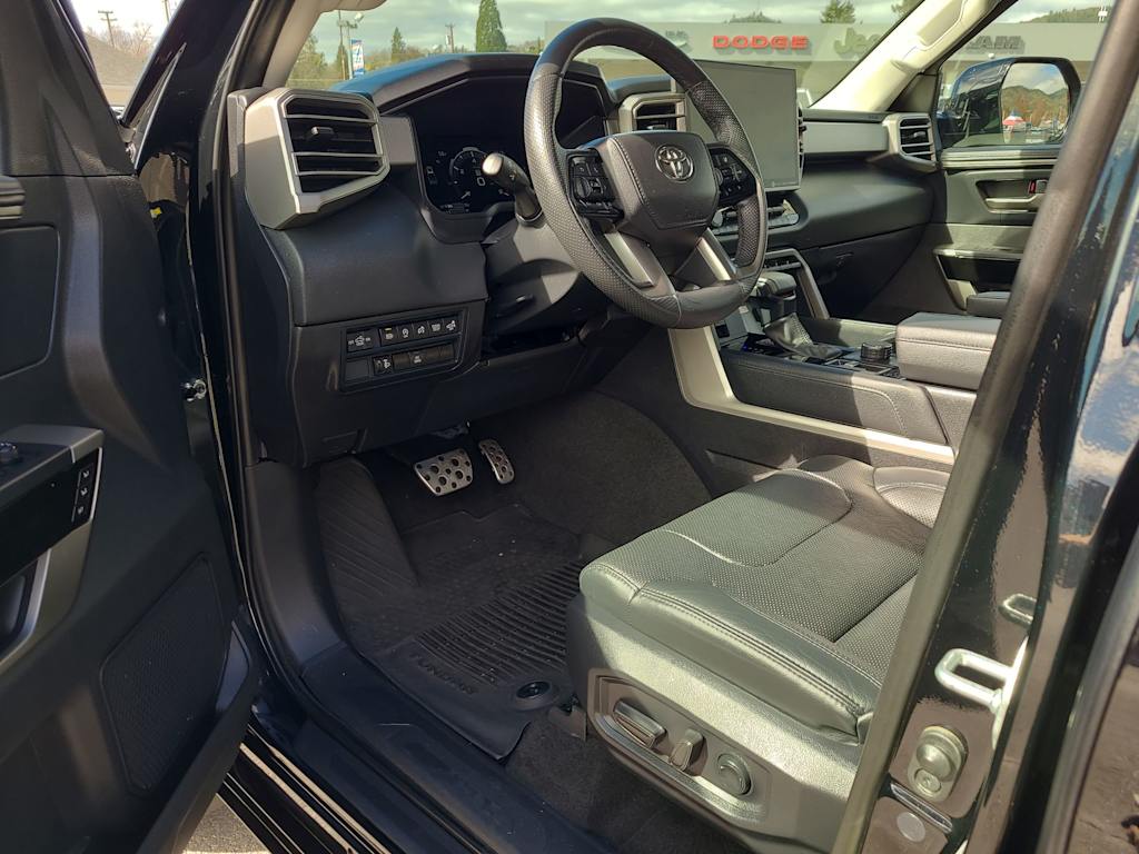 Thumbnail: 2024 Toyota Tundra - 9