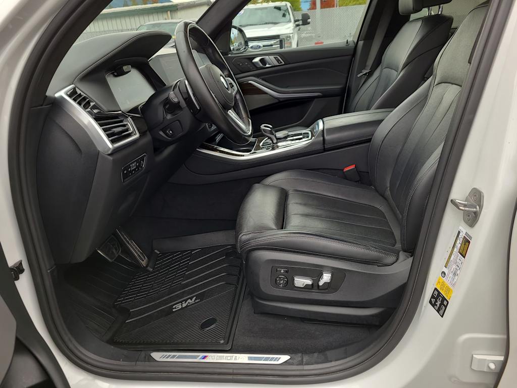 Thumbnail: 2020 BMW X5 - 10