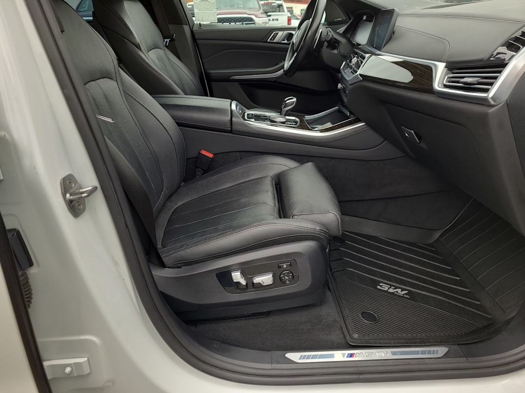 Thumbnail: 2020 BMW X5 - 11