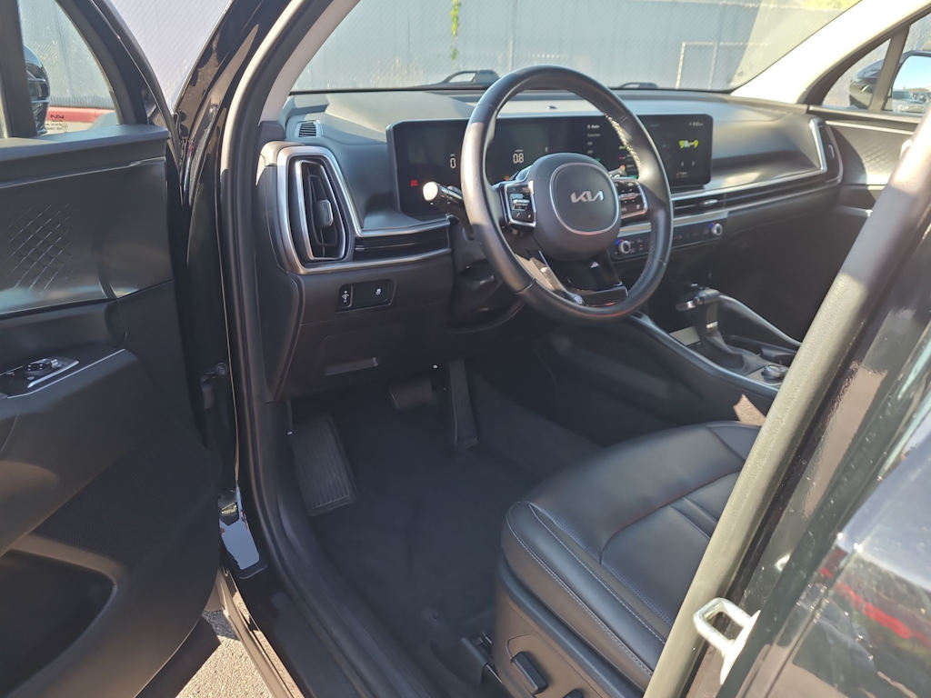 Thumbnail: 2024 Kia Sorento - 2