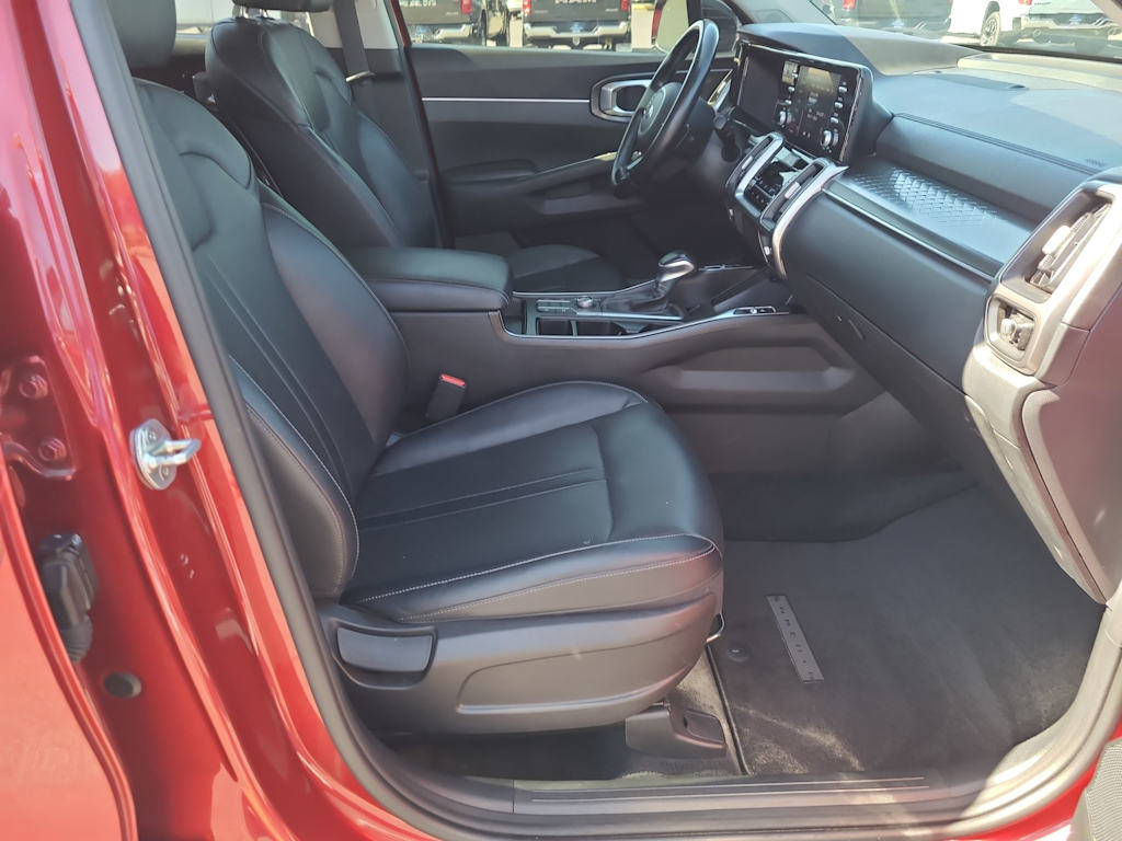 Thumbnail: 2021 Kia Sorento - 12