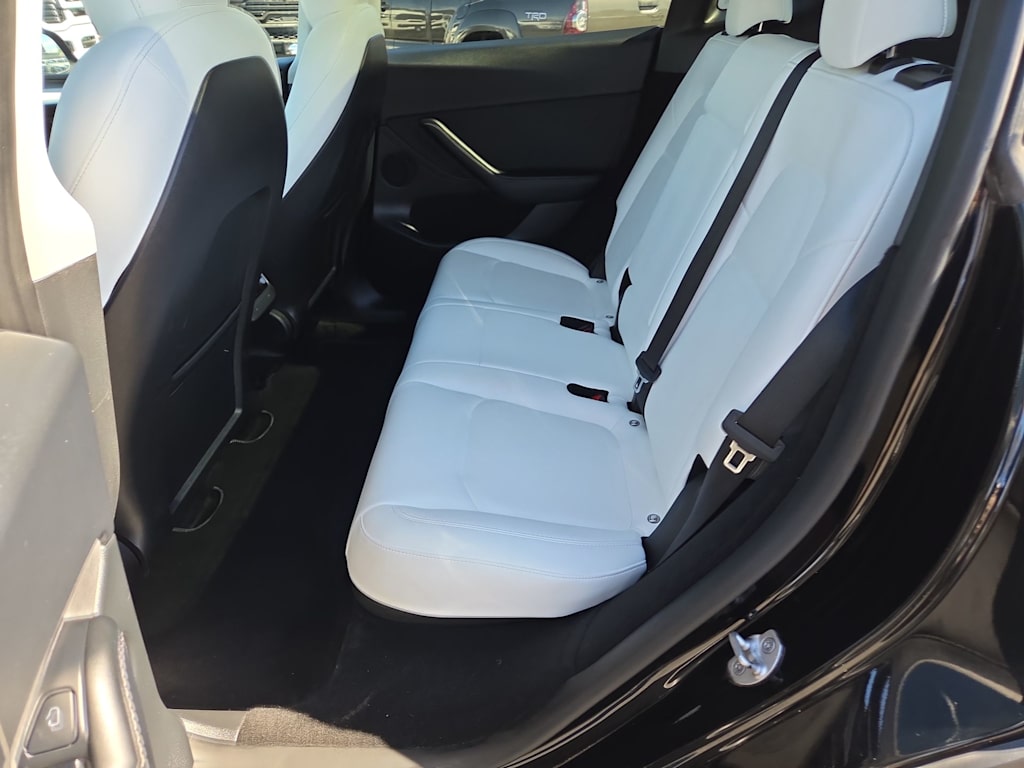 Thumbnail: 2023 Tesla Model Y - 24