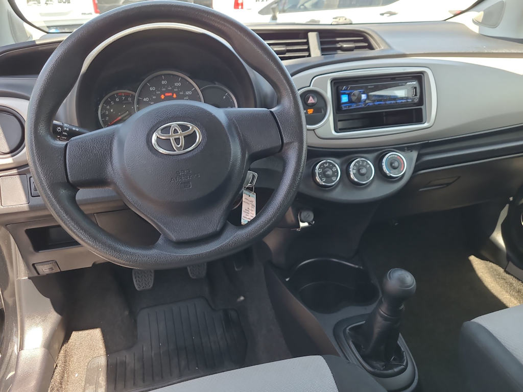 Thumbnail: 2014 Toyota Yaris - 10