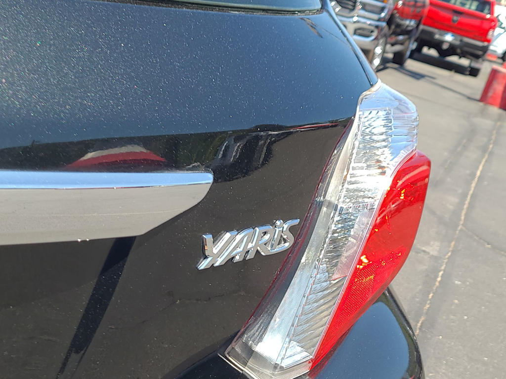 Thumbnail: 2014 Toyota Yaris - 7