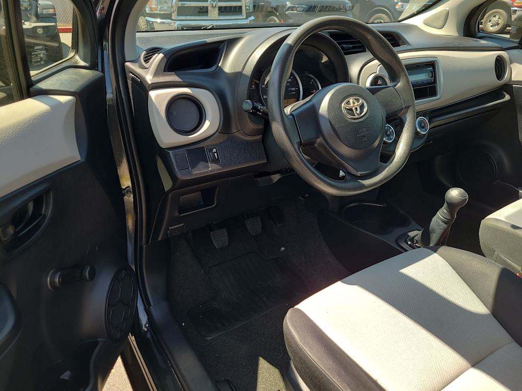 Thumbnail: 2014 Toyota Yaris - 2