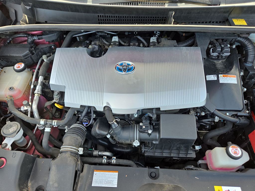 Thumbnail: 2016 Toyota Prius - 8