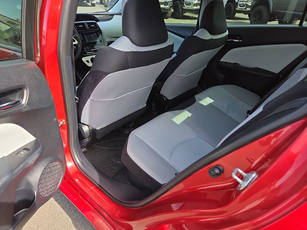 Thumbnail: 2016 Toyota Prius - 12