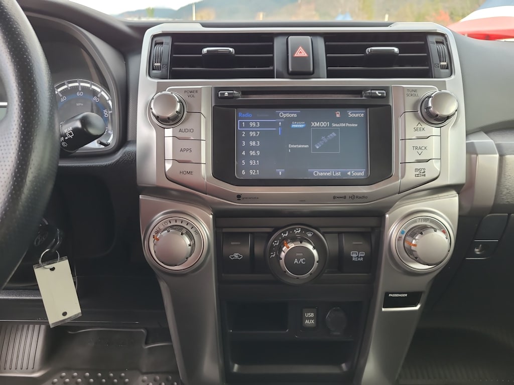 Thumbnail: 2019 Toyota 4Runner - 13