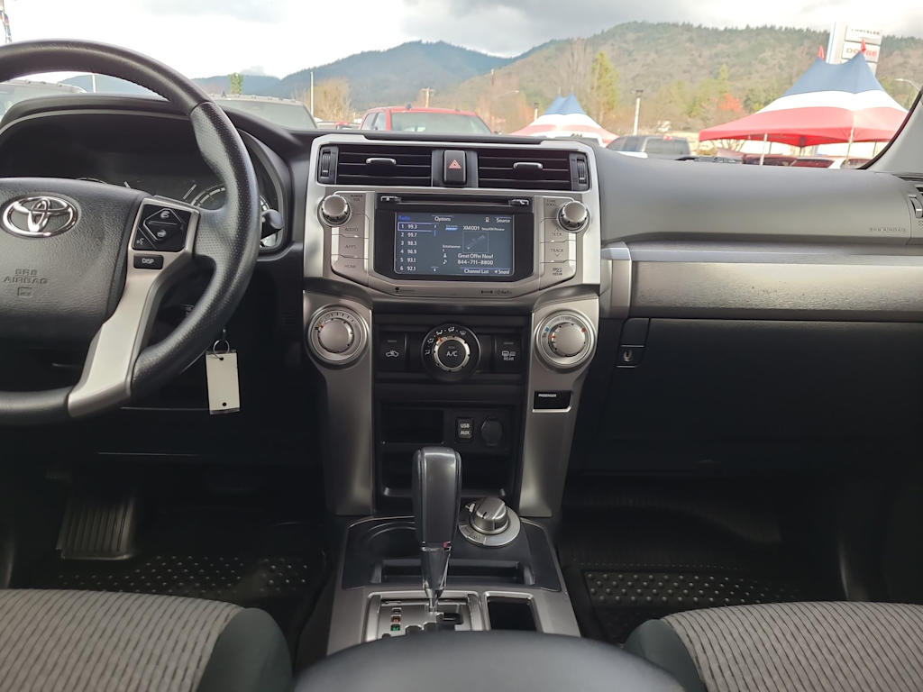 Thumbnail: 2019 Toyota 4Runner - 9