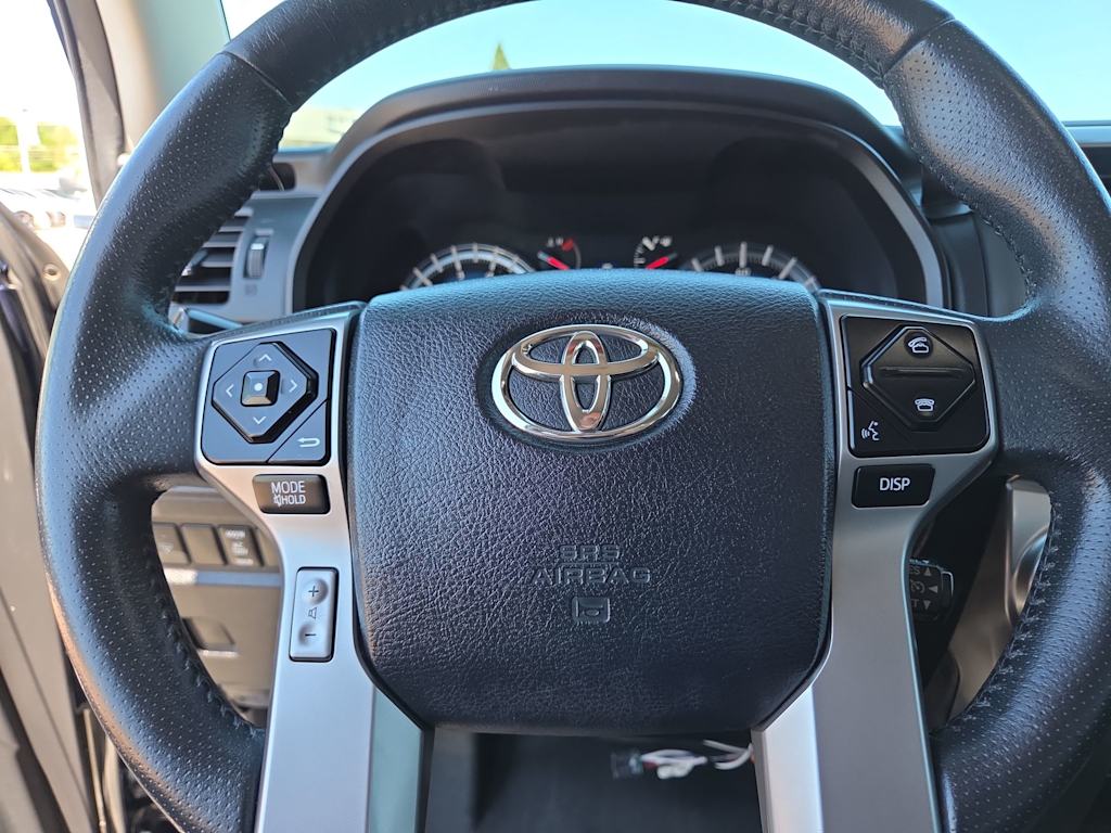 Thumbnail: 2016 Toyota 4Runner - 29
