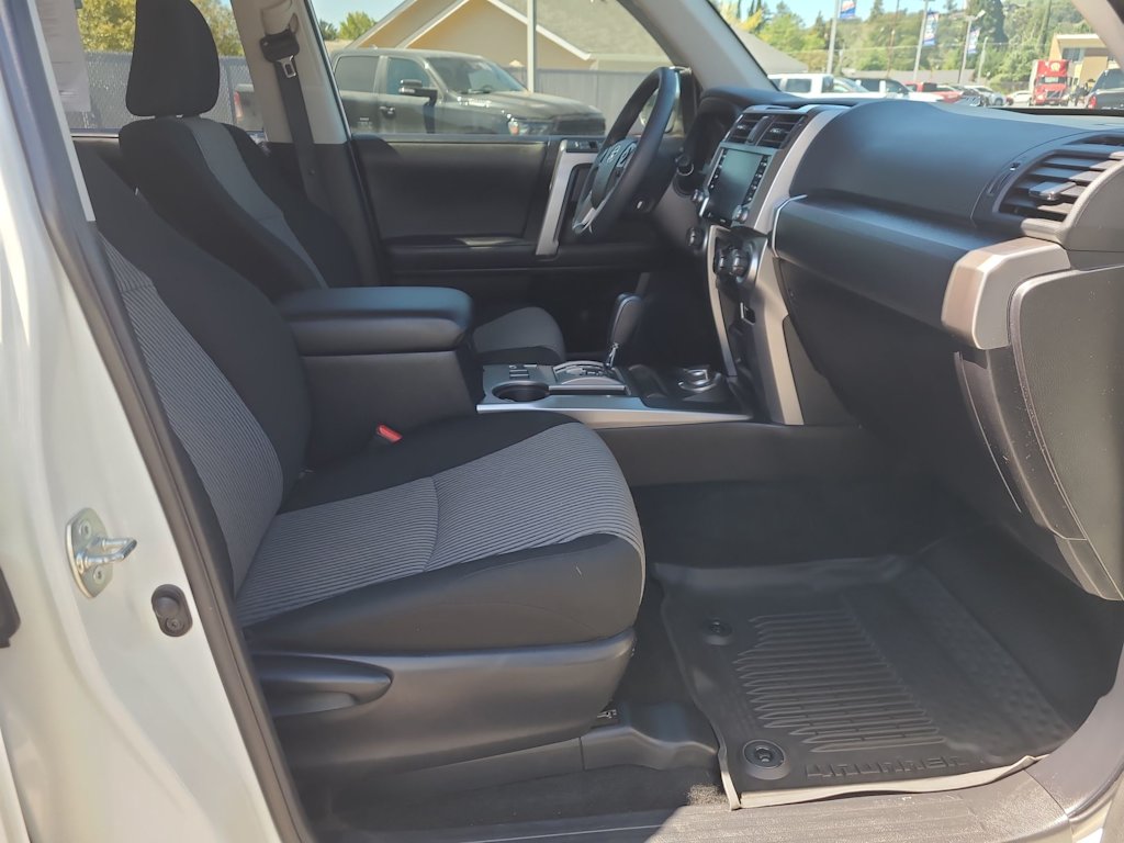 Thumbnail: 2023 Toyota 4Runner - 11