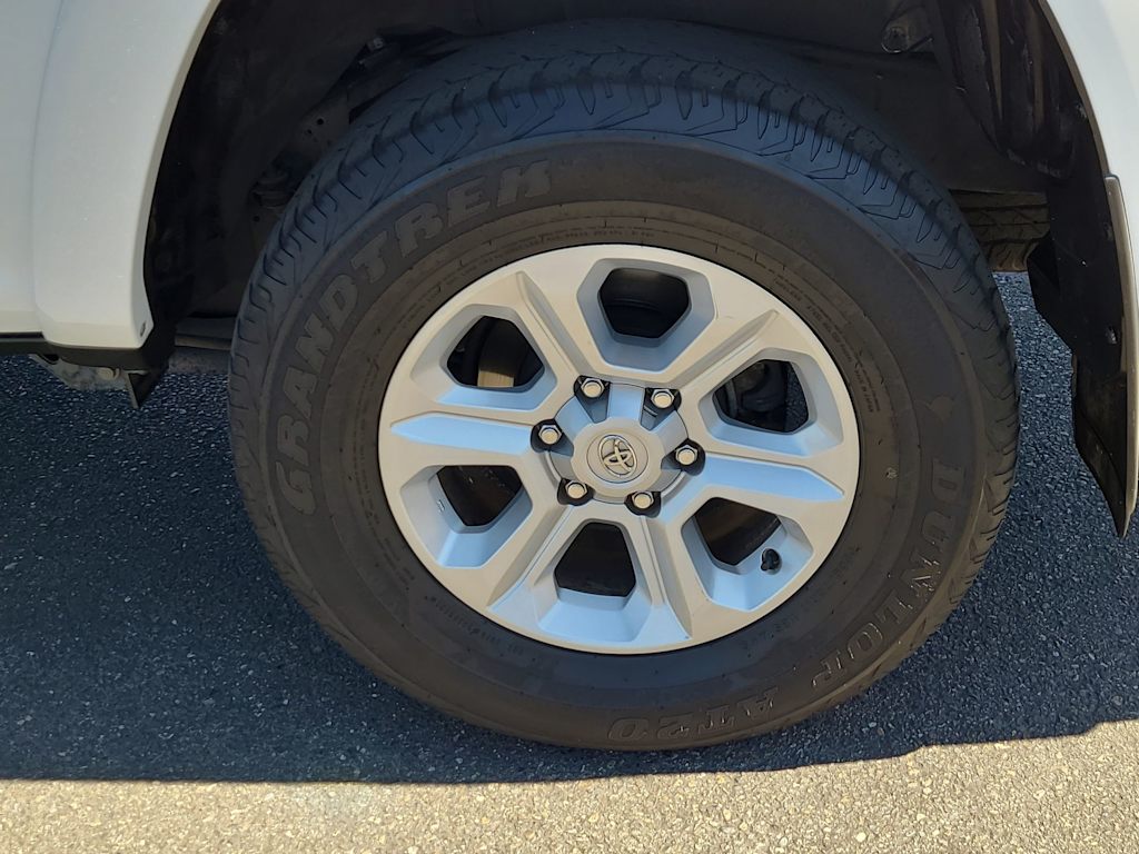 Thumbnail: 2023 Toyota 4Runner - 7