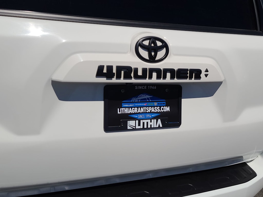 Thumbnail: 2023 Toyota 4Runner - 13