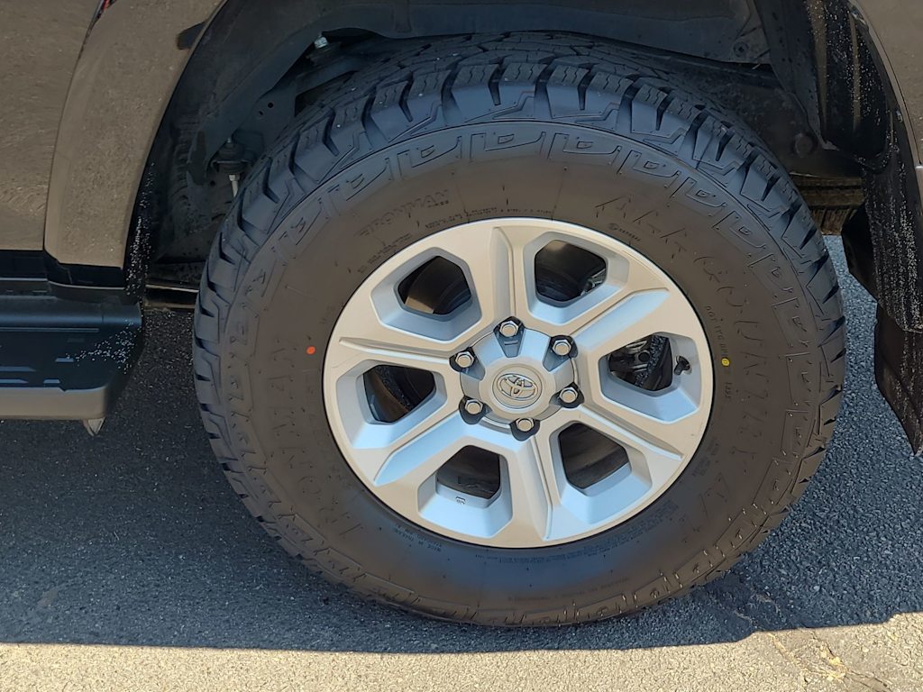 Thumbnail: 2024 Toyota 4Runner - 7