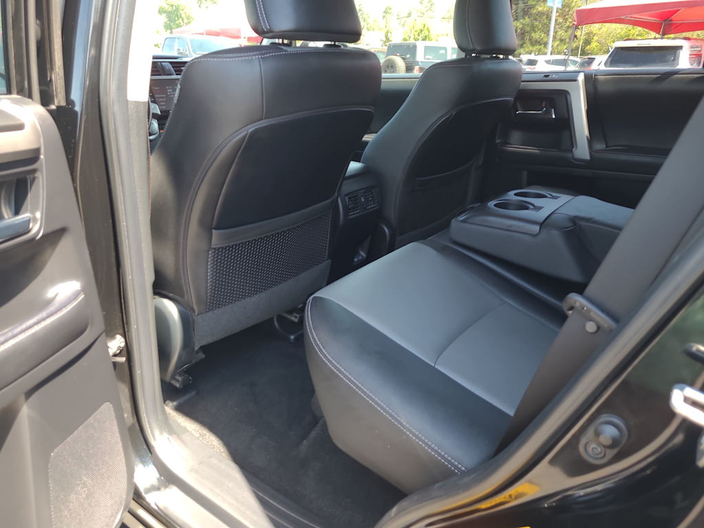 Thumbnail: 2024 Toyota 4Runner - 12