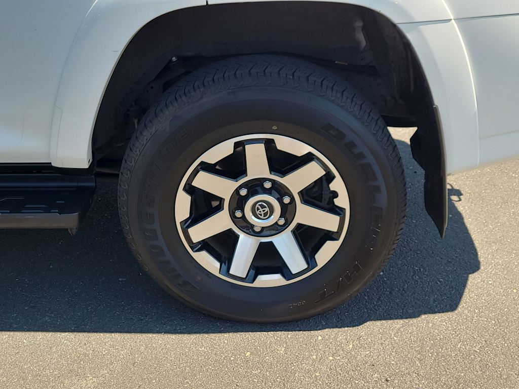 Thumbnail: 2024 Toyota 4Runner - 8