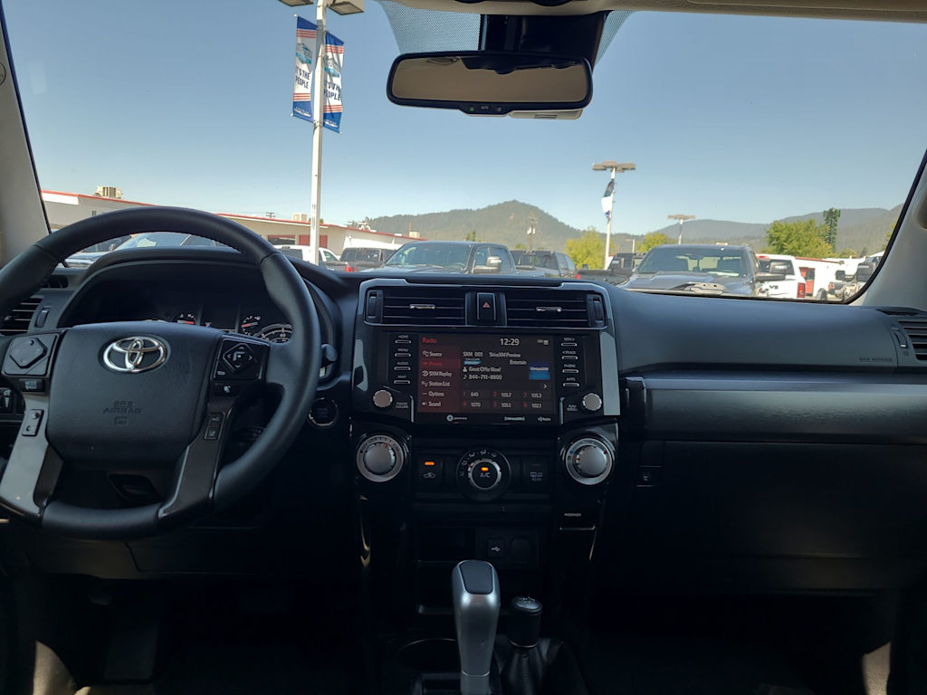 Thumbnail: 2024 Toyota 4Runner - 10