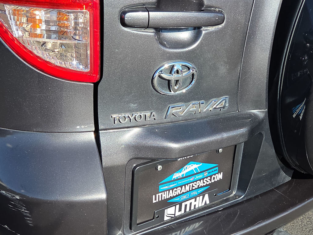 Thumbnail: 2007 Toyota RAV4 - 14