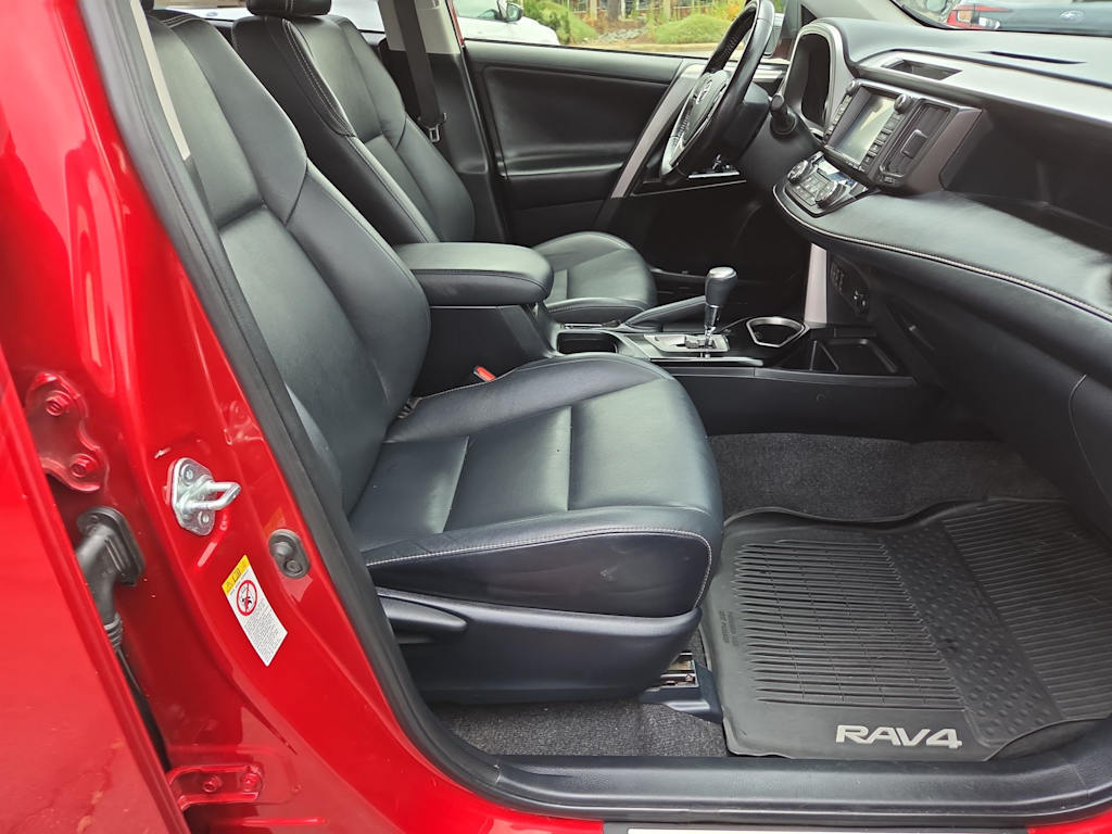 Thumbnail: 2017 Toyota RAV4 - 12