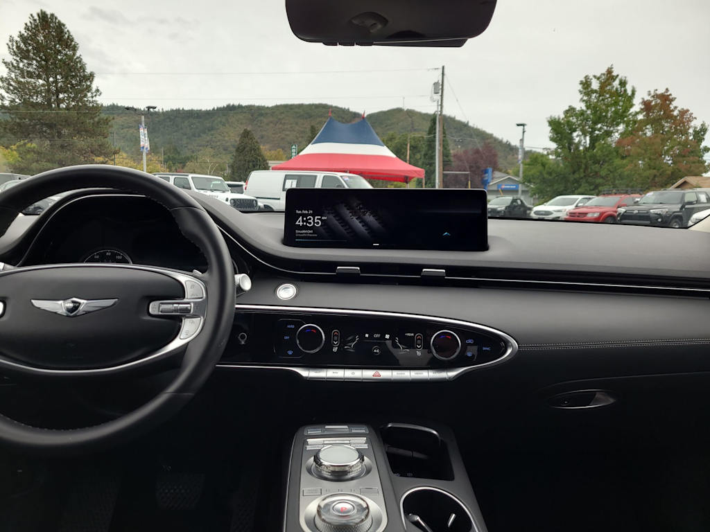 Thumbnail: 2025 Genesis GV70 - 10