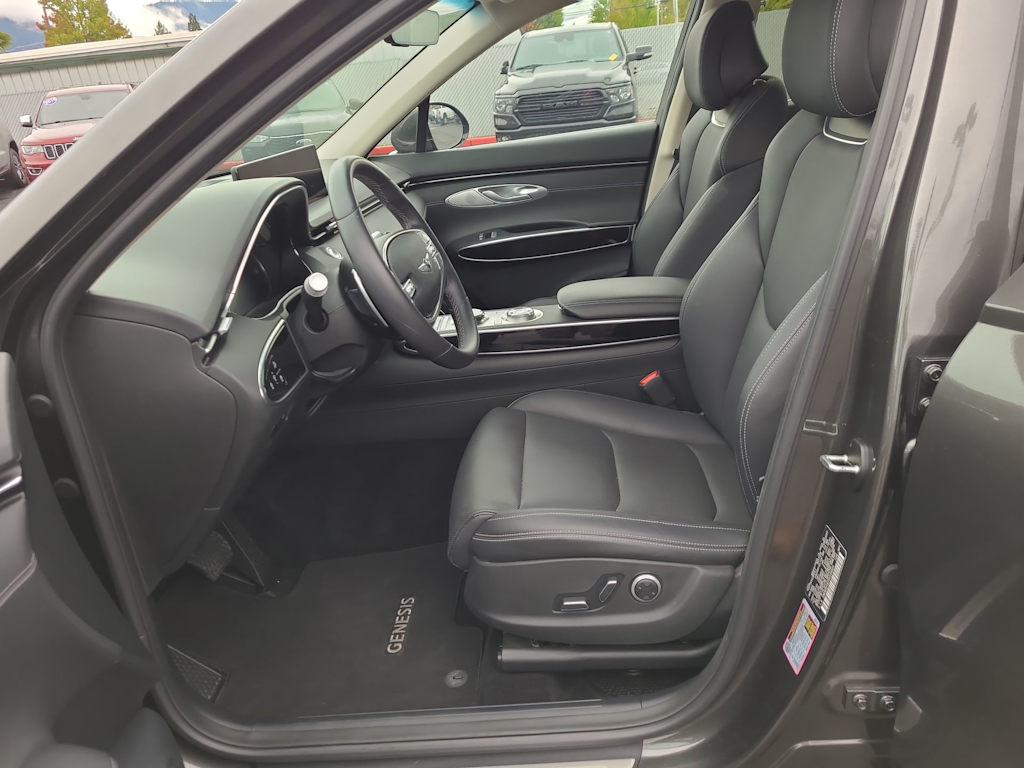 Thumbnail: 2025 Genesis GV70 - 11