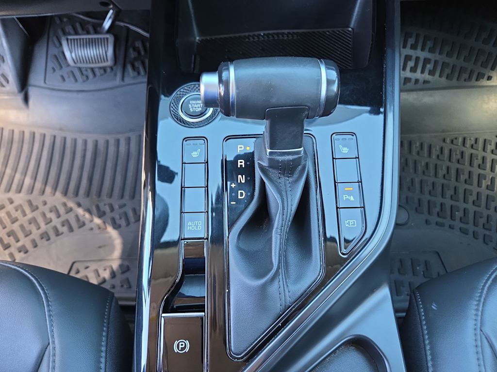Thumbnail: 2023 Kia Niro - 28