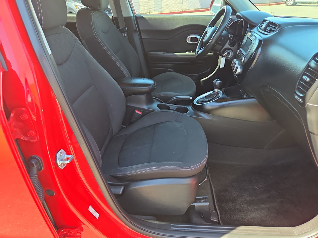 Thumbnail: 2019 Kia Soul - 10