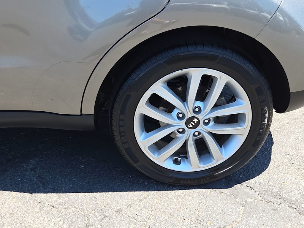 Thumbnail: 2017 Kia Soul - 8
