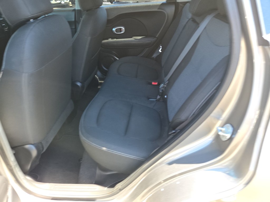 Thumbnail: 2017 Kia Soul - 28