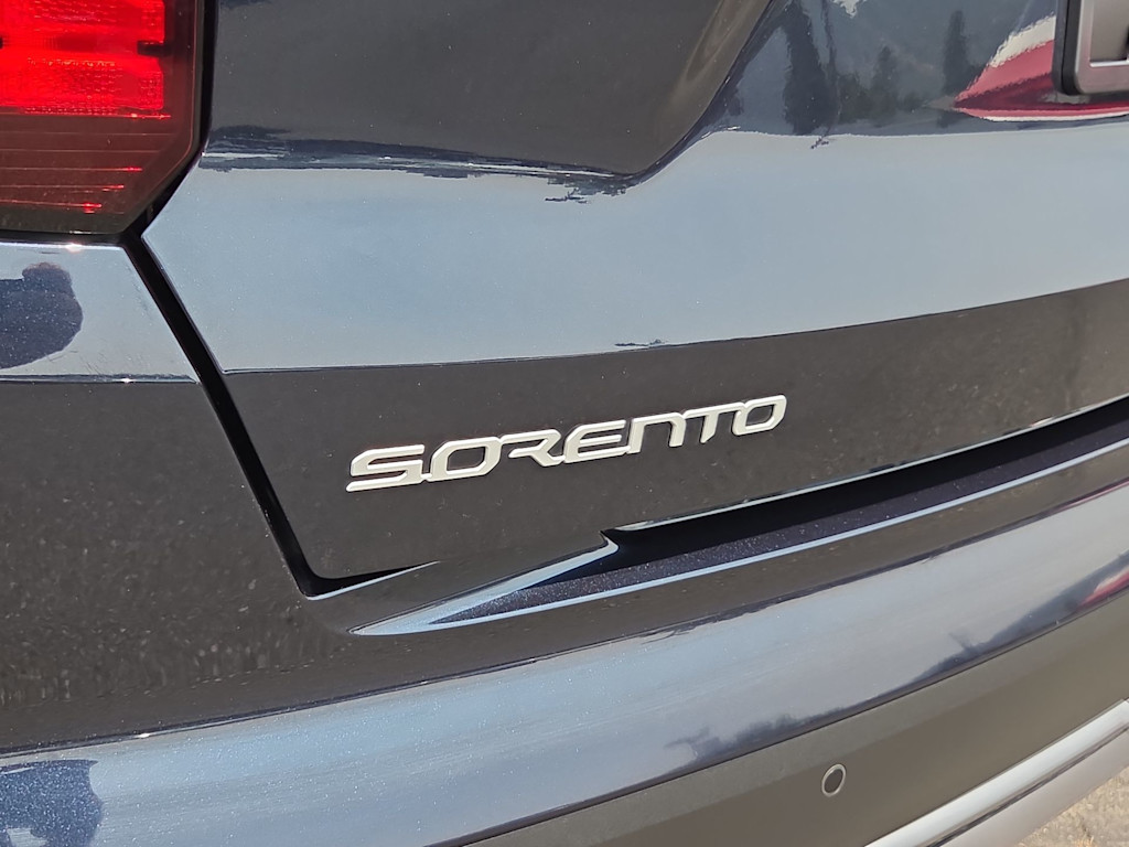 Thumbnail: 2024 Kia Sorento - 7