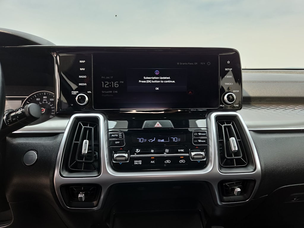 Thumbnail: 2024 Kia Sorento - 14