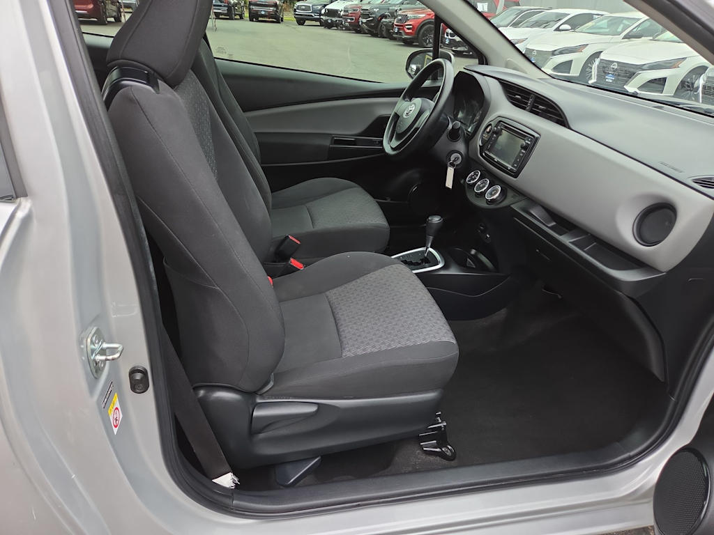 Thumbnail: 2016 Toyota Yaris - 27