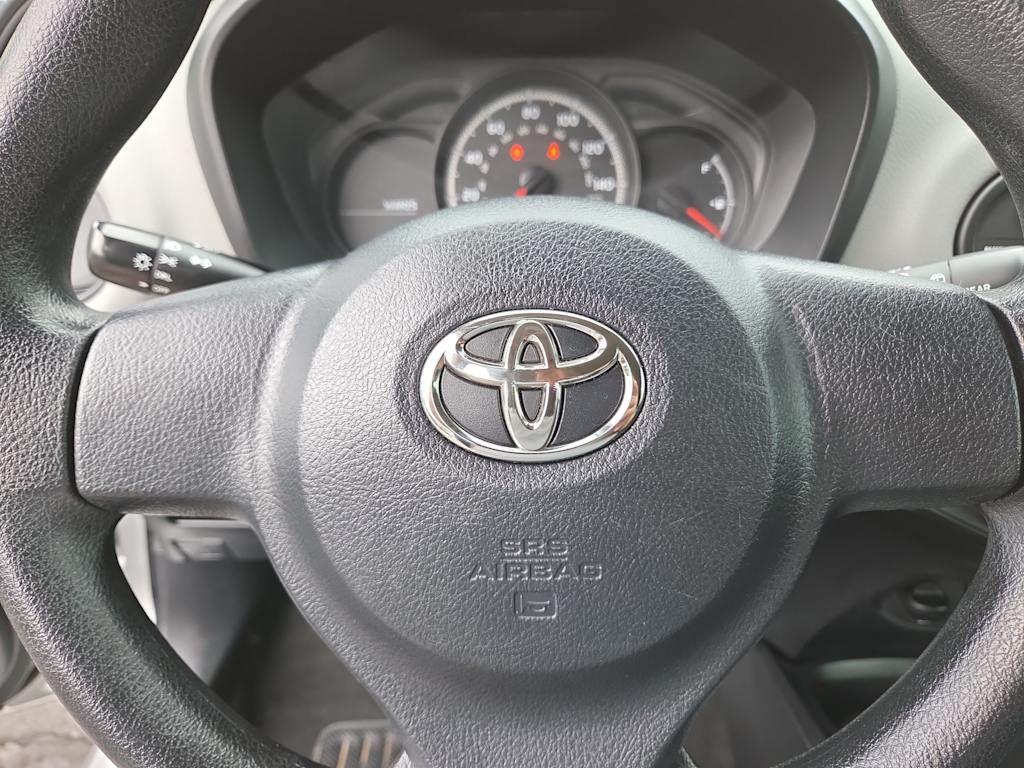 Thumbnail: 2016 Toyota Yaris - 28