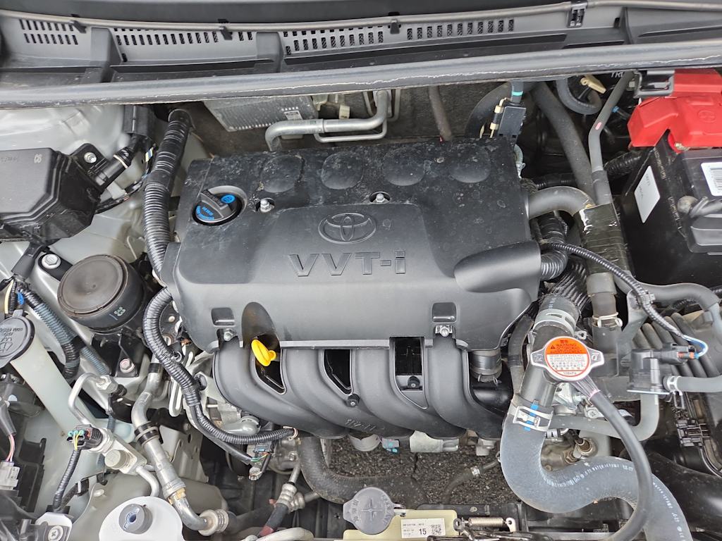 Thumbnail: 2016 Toyota Yaris - 9