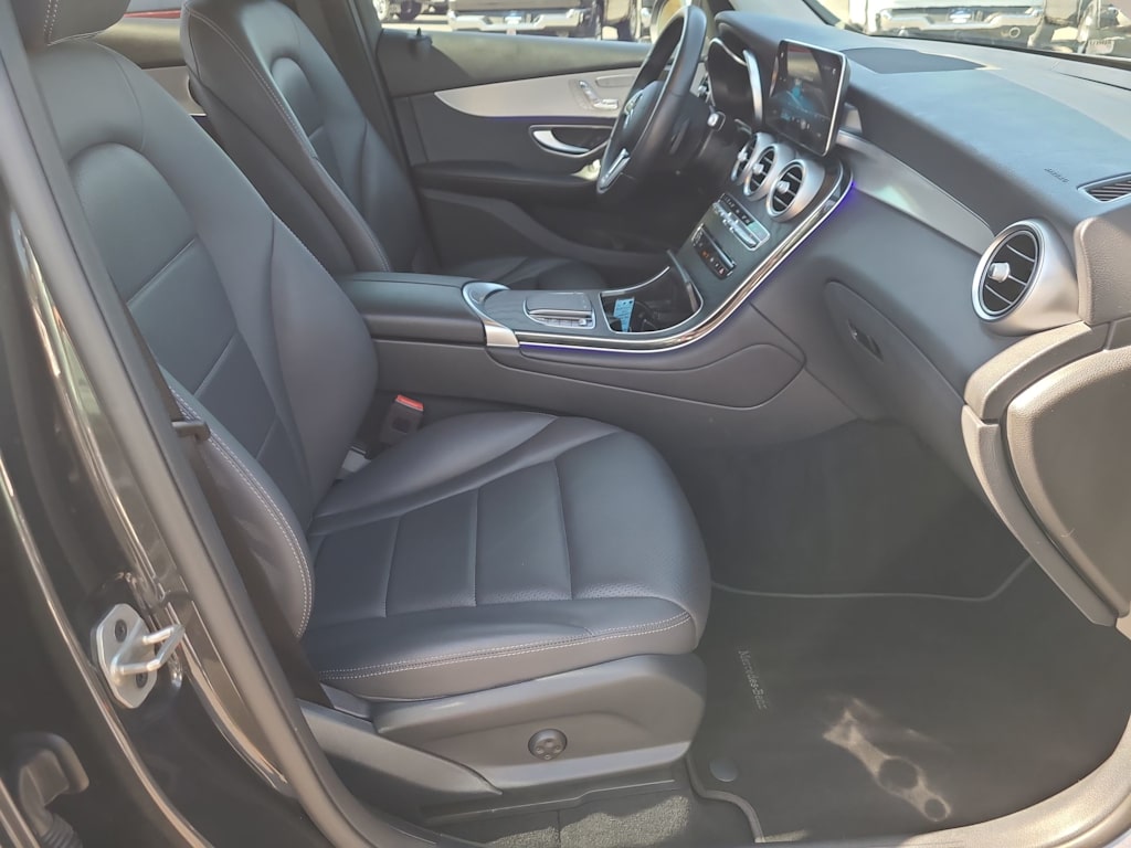 Thumbnail: 2021 Mercedes-Benz GLC - 12