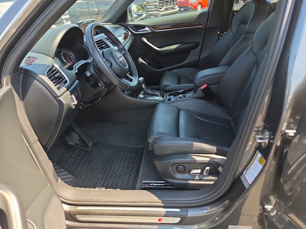 Thumbnail: 2018 Audi Q3 - 11
