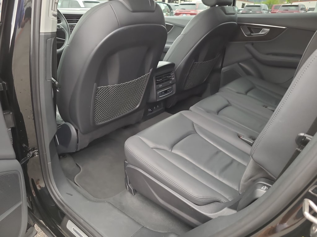 2024 Audi Q7 Premium Plus 13
