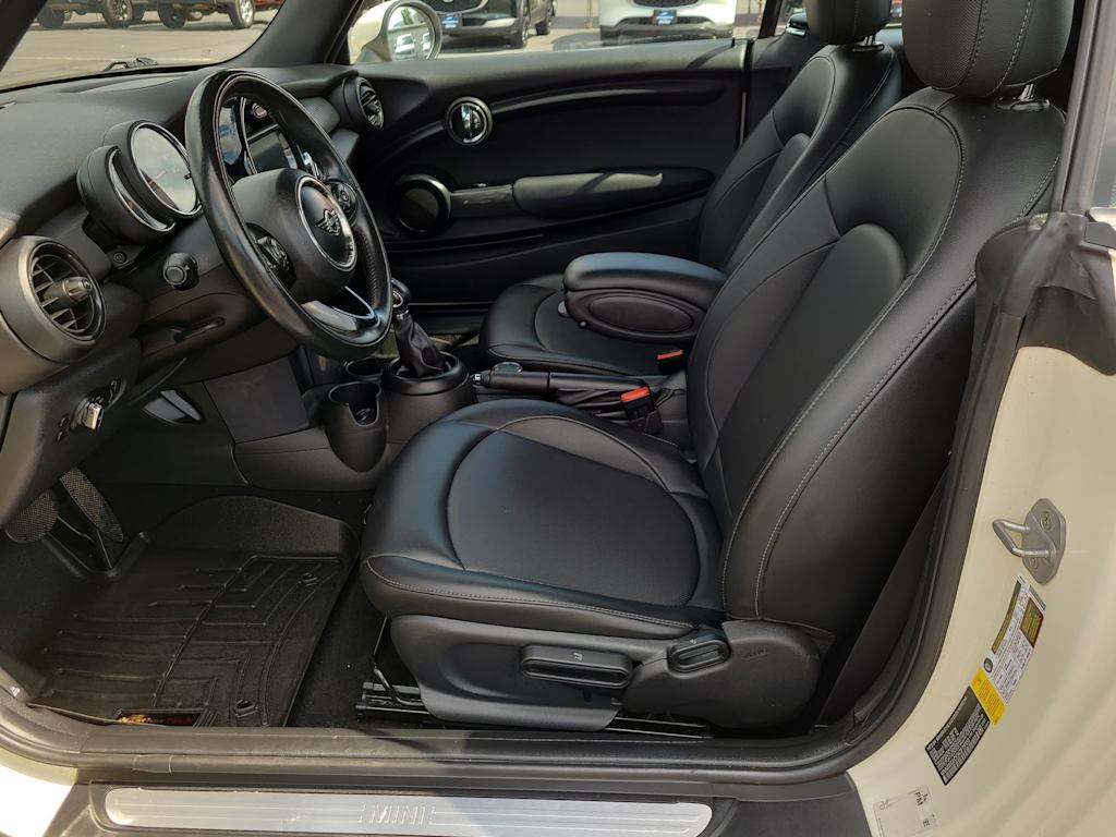 Thumbnail: 2019 MINI Cooper - 10