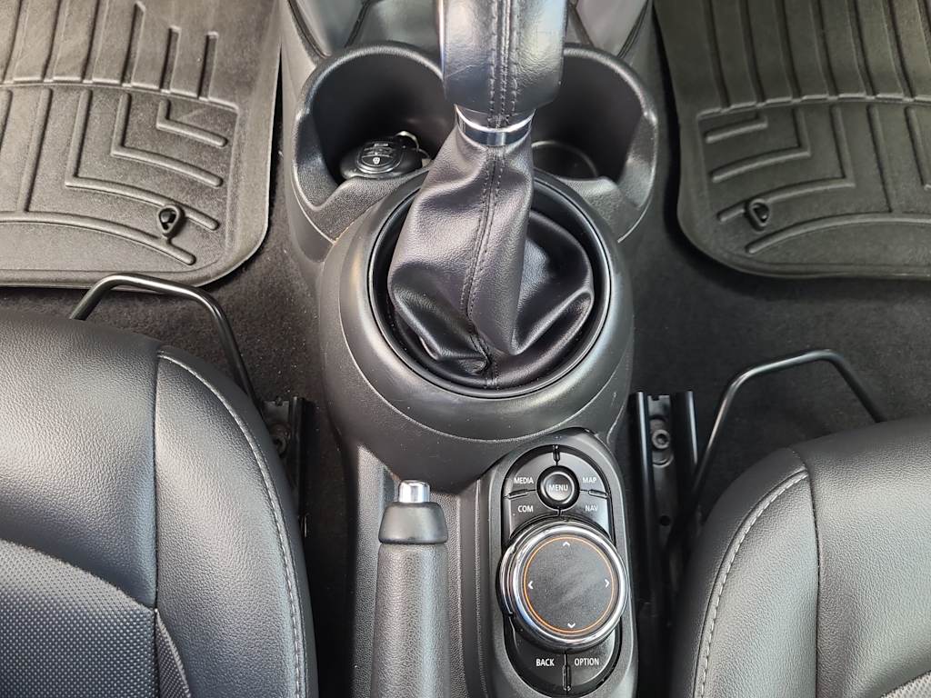 Thumbnail: 2019 MINI Cooper - 14