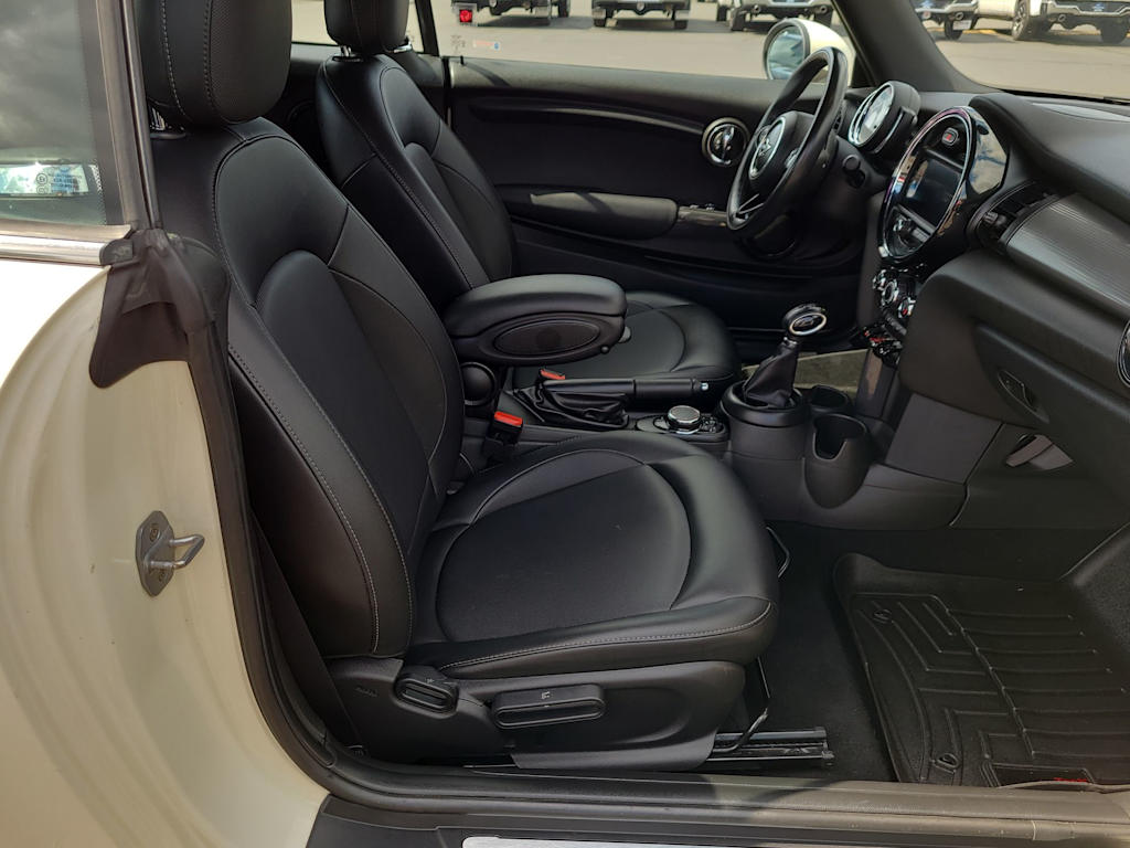 Thumbnail: 2019 MINI Cooper - 11