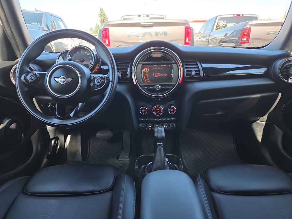 Thumbnail: 2017 MINI Cooper - 10