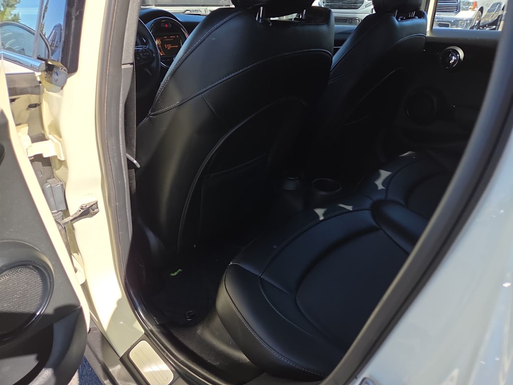 Thumbnail: 2017 MINI Cooper - 13