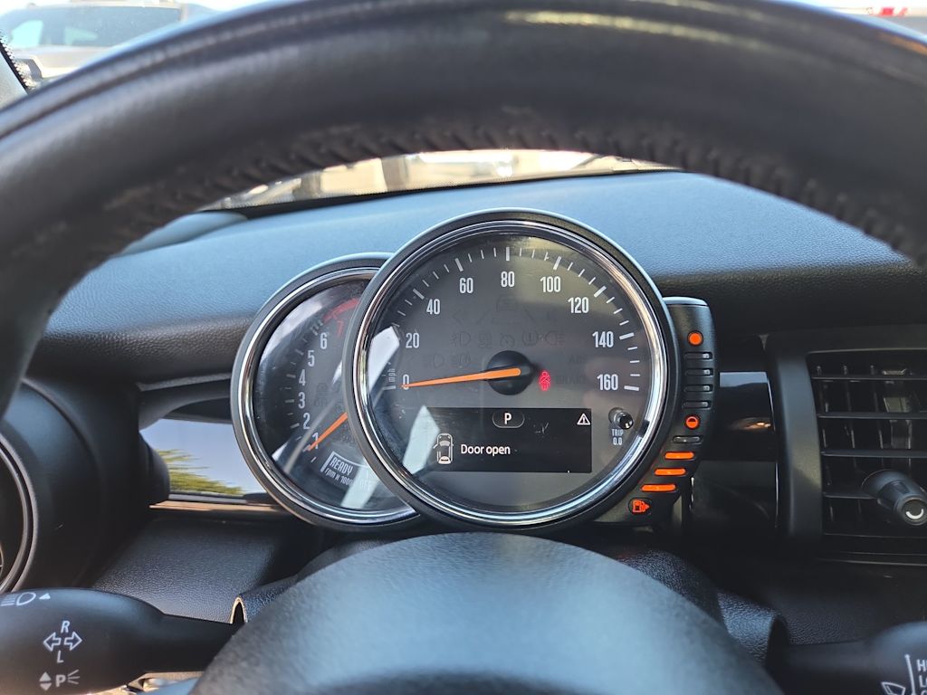 Thumbnail: 2017 MINI Cooper - 17