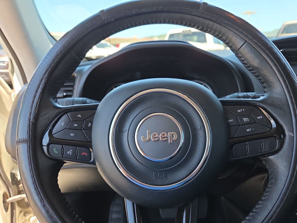 Thumbnail: 2020 Jeep Renegade - 14