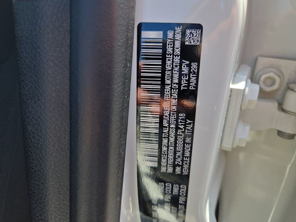 Thumbnail: 2020 Jeep Renegade - 20