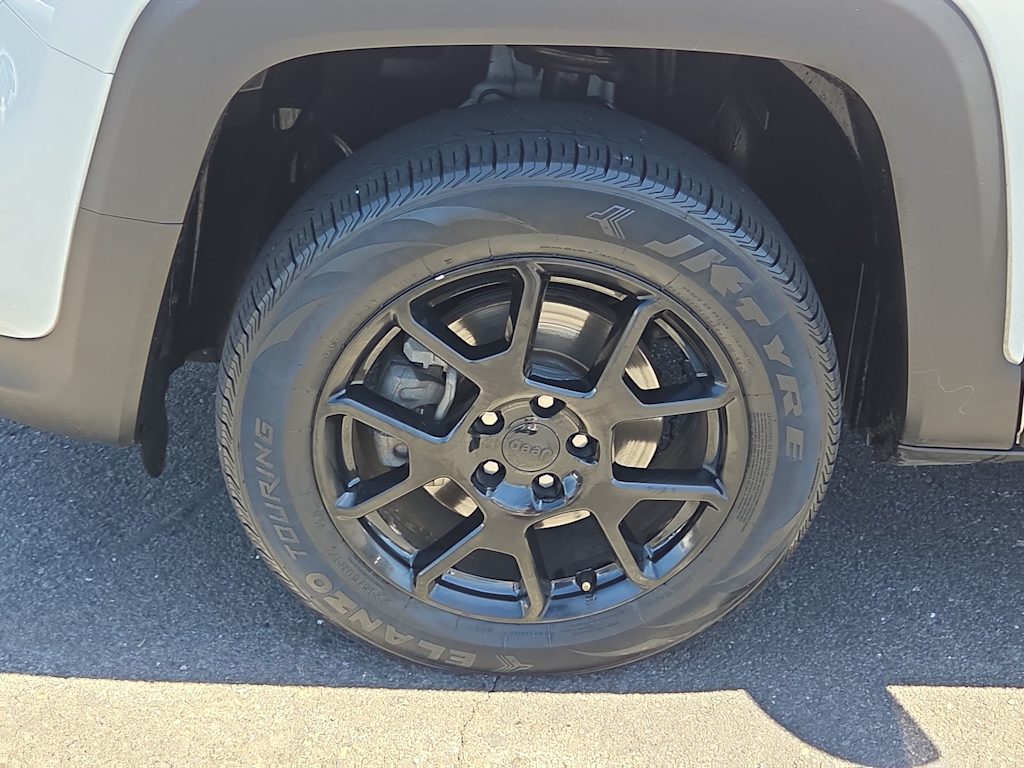 Thumbnail: 2020 Jeep Renegade - 8